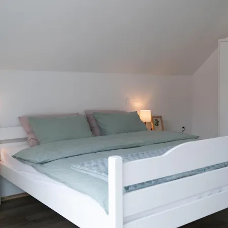 Cerknisko Jezero Apartamento *