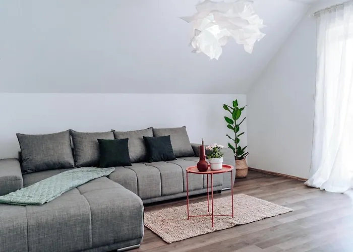 Cerknisko Jezero Apartma *