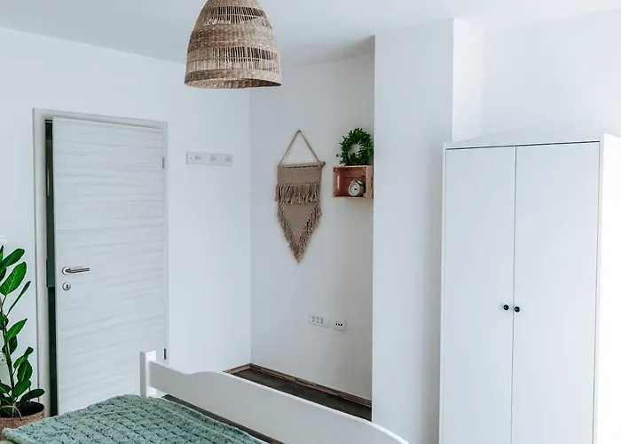 Cerknisko Jezero Apartma