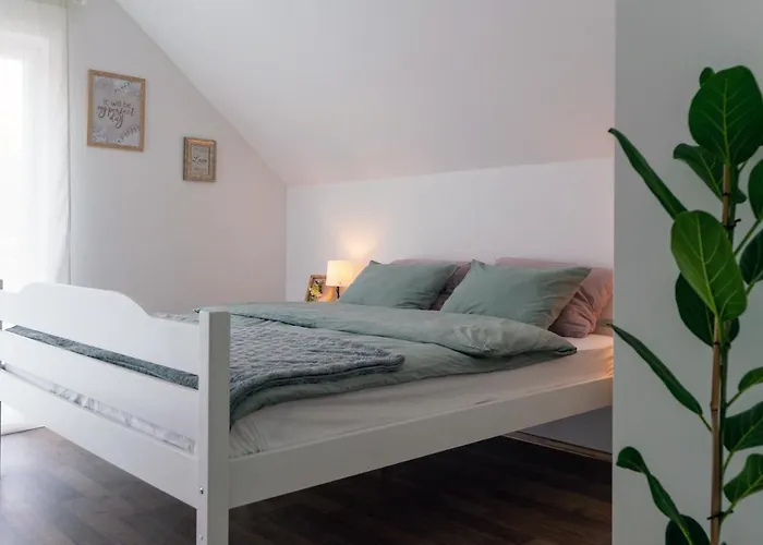 Apartma Cerknisko Jezero